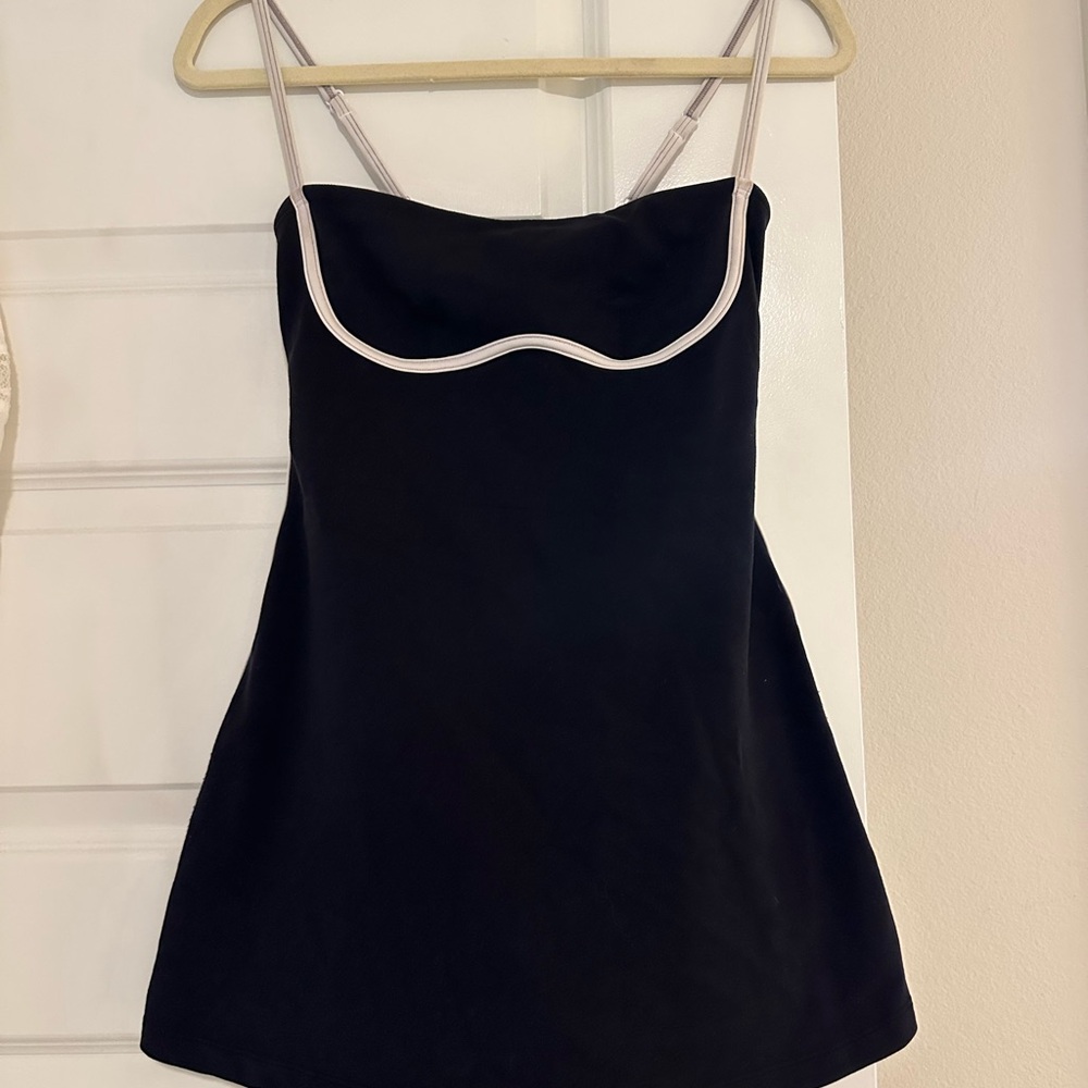 COPY - ALO Yoga airbrush streamlined dress